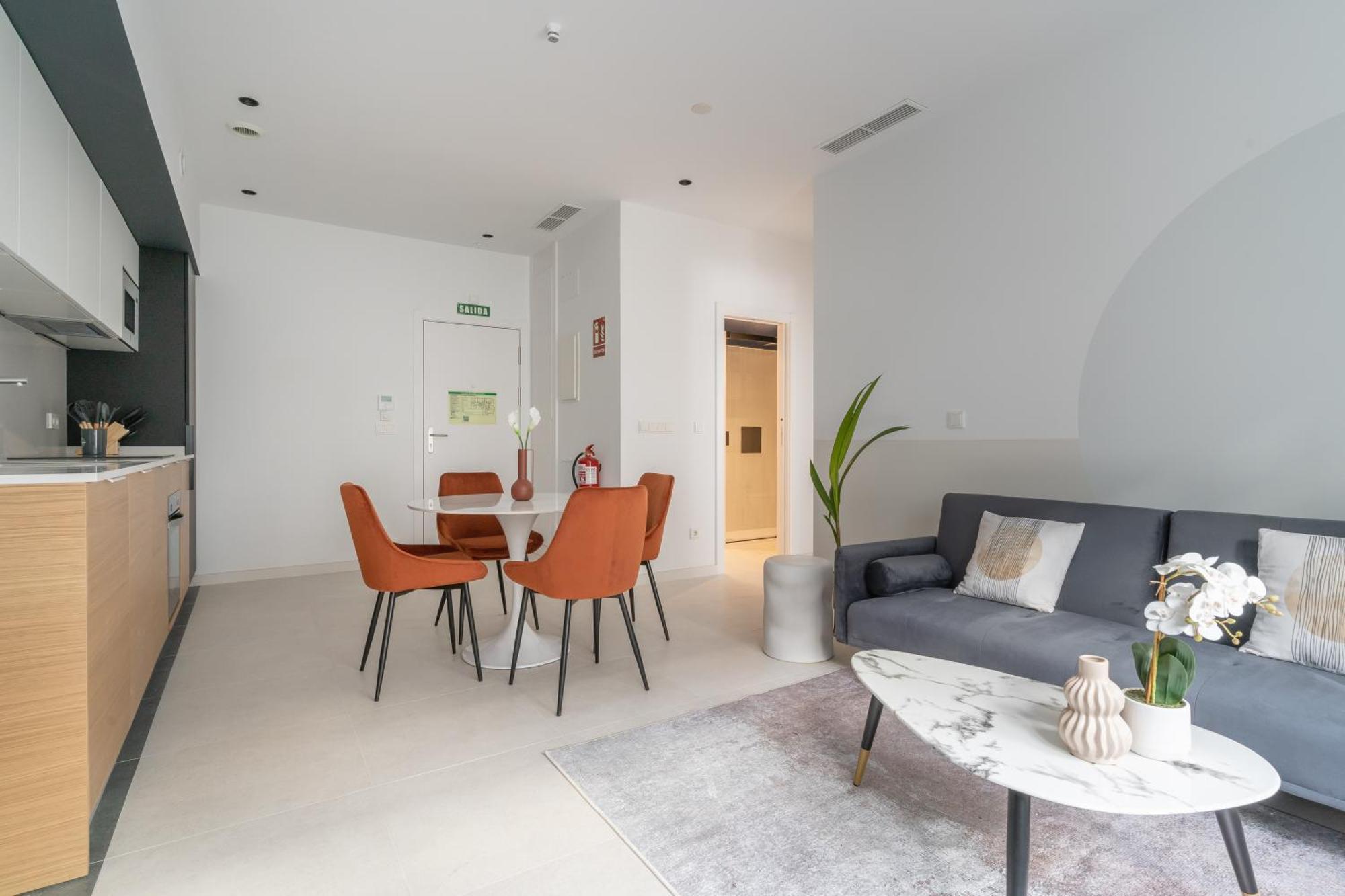 Canillas Apartments 2 *